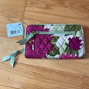 Vera Bradley - Hello Dahlia - Zip Around Wallet - NWT